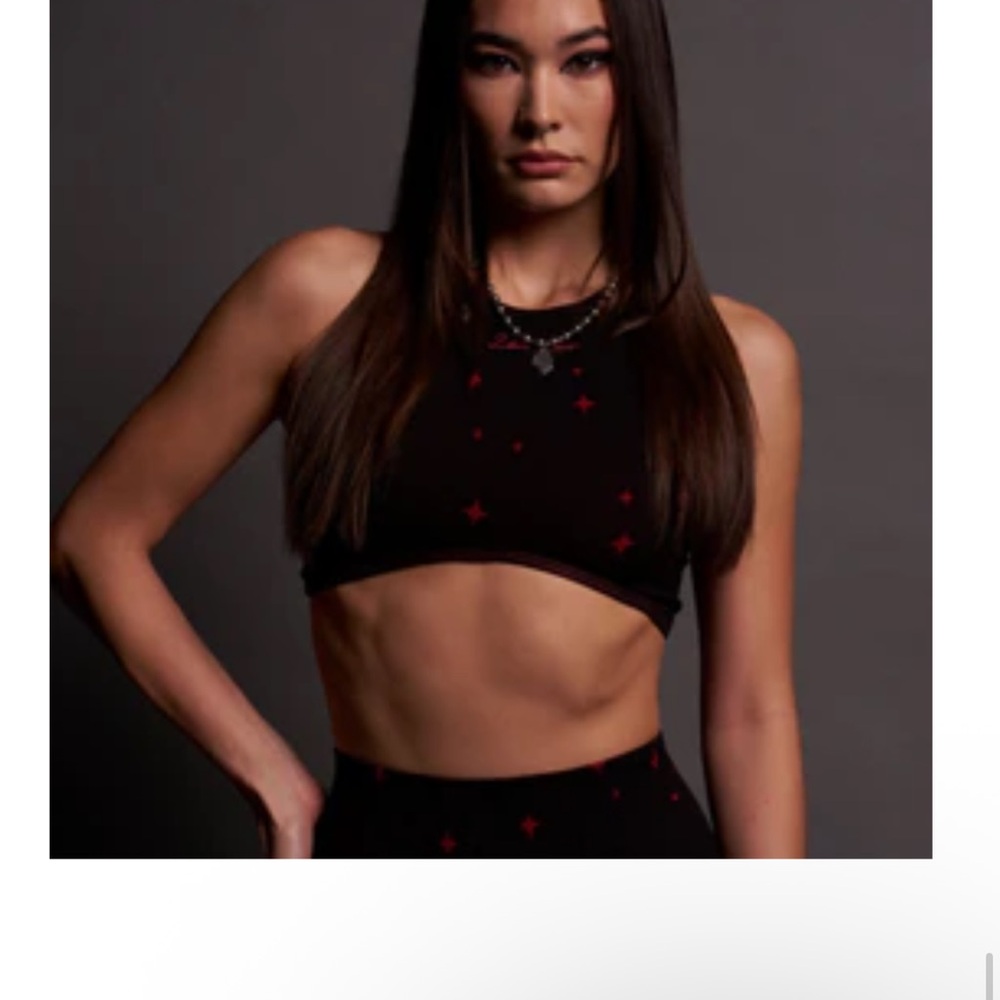 Darc script seamless curve tank size S, black/red starry night